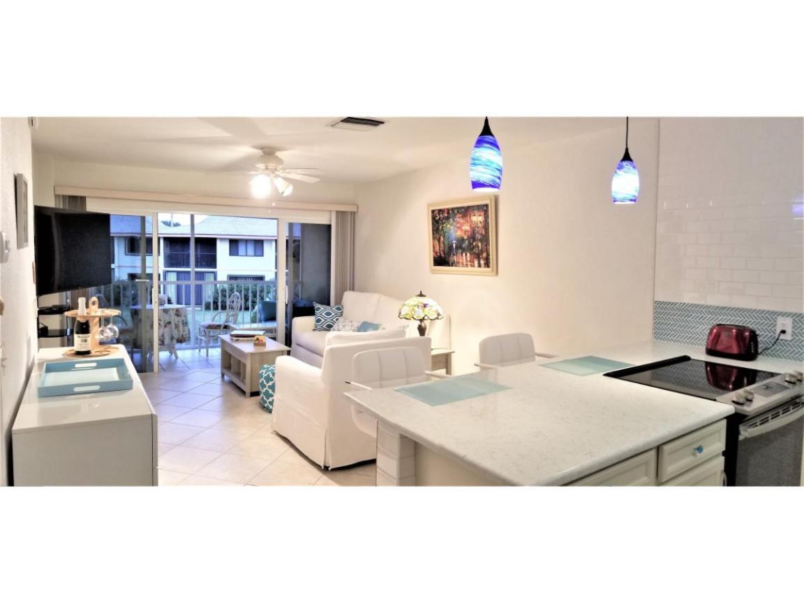 Beach Getaway - Ocean Beach, Tennis, Golf, Pool With Tiki Bar Fort Pierce Eksteriør bilde